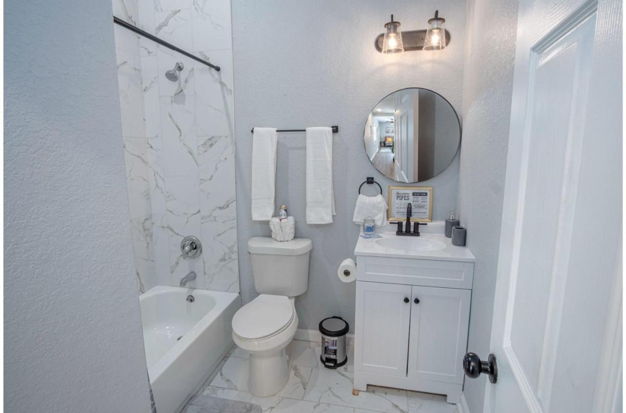 Apartment Cozy And Lovely 2br 1ba Apt#b Near Lively Downtown *